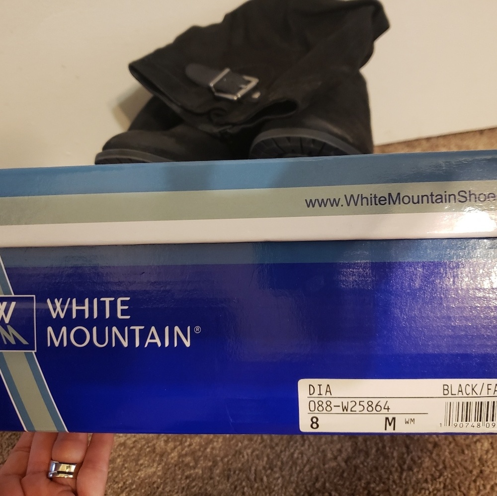 White Mountain black boots - Picture 5 of 6